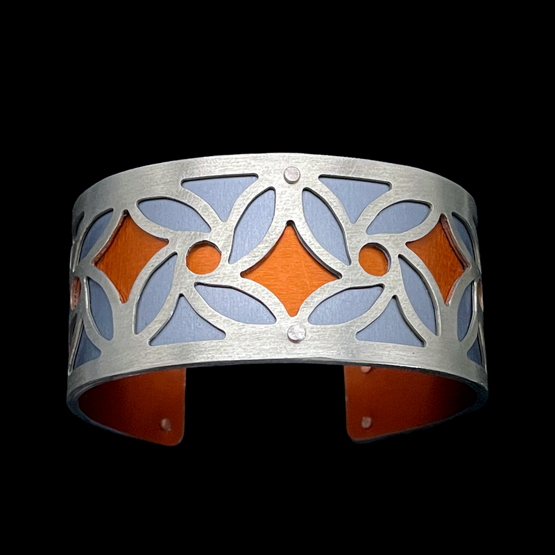 PINWHEEL CUFF TWO-TONE SMALL